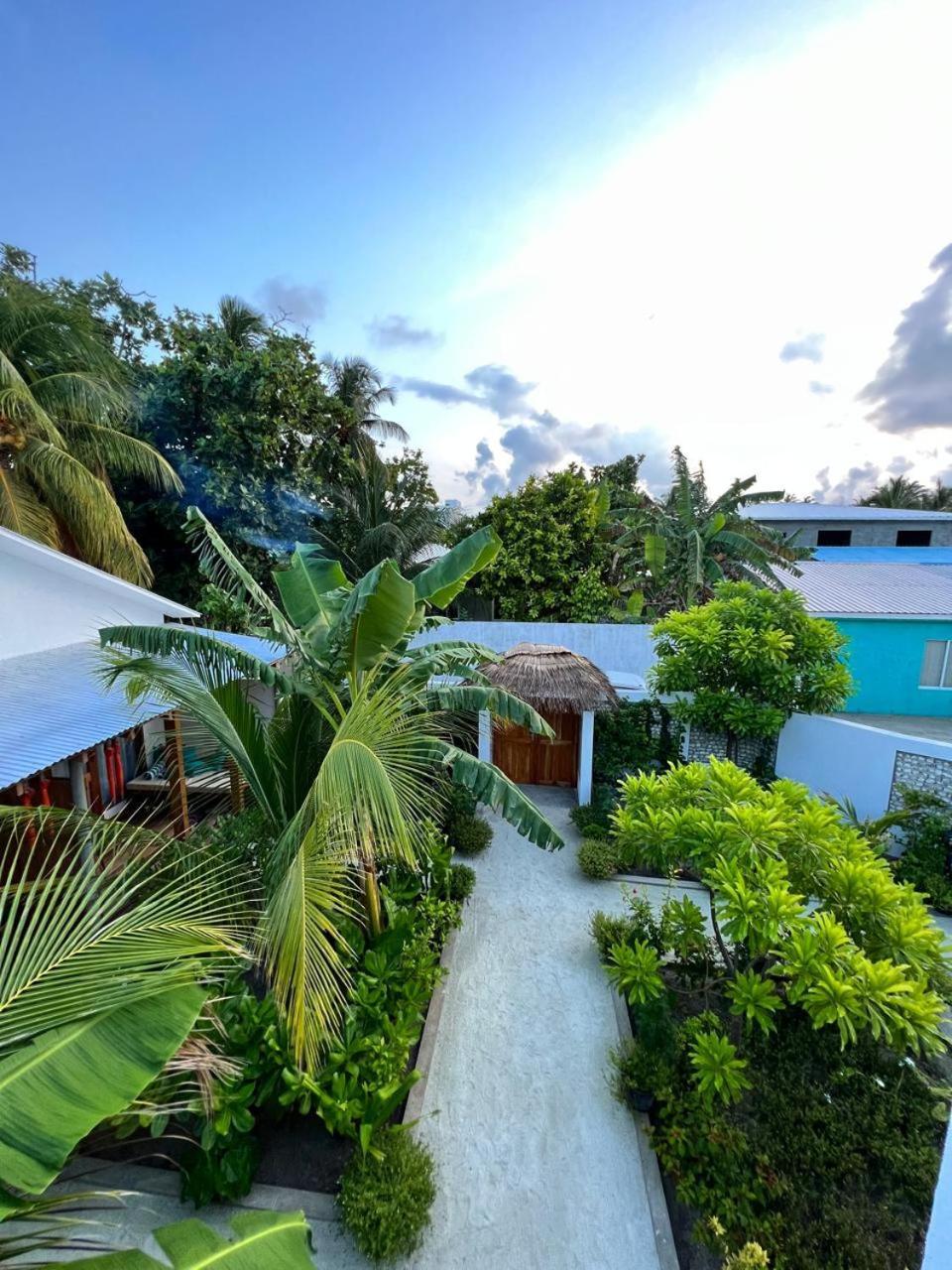 Seaside Dhigurah Hotel Dhigurah  Exterior photo